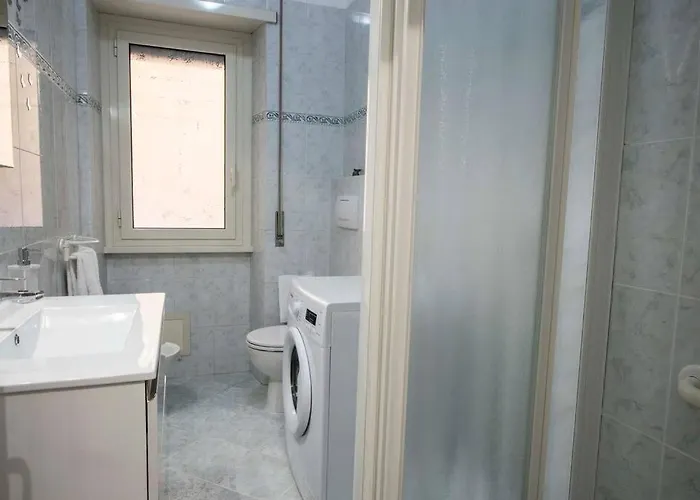 Apartment In Rosa Rom